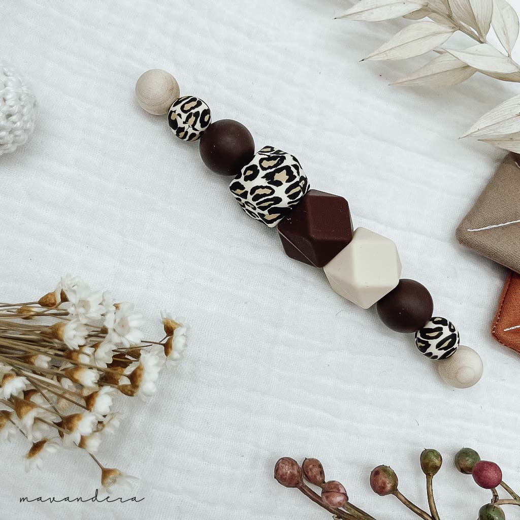 01-6835 Zahnungswurmi Beige | Braun | Leo Zahnungswurmi Beige | Braun | Leo – Bild 1