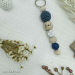 Schlüsselanhänger Häkel  | blau.marble - Wunschgravur