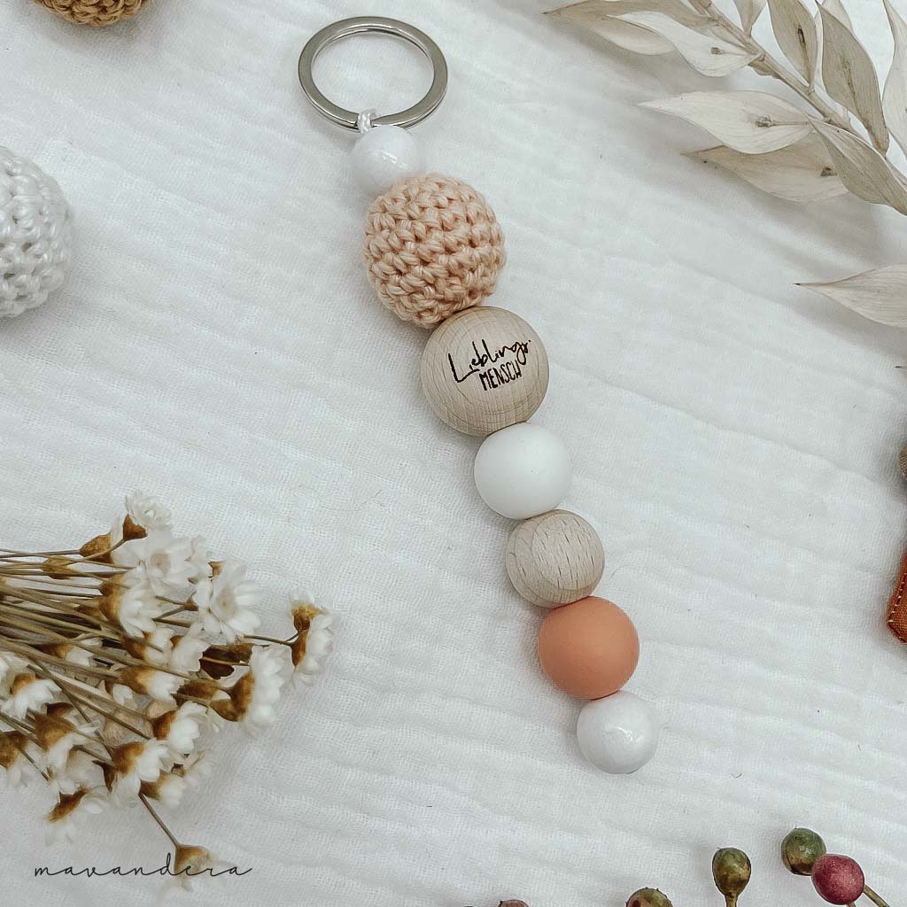 SA-1006 Schlüsselanhänger Häkel | peach - Wunschgravur – Bild 1