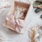 Geschenkbox | Glück ist .. Mama/Oma | Blumenbox | Trockenblumenstrauß – Bild 2