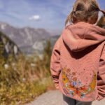 Kids Hoodie - mystic.magic | you are made of magic. – Bild 3