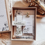 Geschenkbox Erstkommunion Blütenblätter inkl. Kreuz - Geldgeschenk liebevoll verpacken - Personalisierung – Bild 4