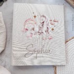 Leinenordner - SOPHIA - Regenbogen.Einhorn | Geburtsurkunde - Zeugnisse - Dokumente