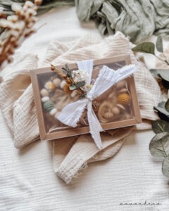 Premium Verpackung mit Trockenblumen