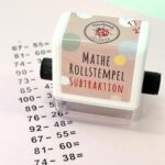 Mathe Rollstempel „Subtraktion“ – Lernspiel für Kinder | Rechnen spielerisch üben