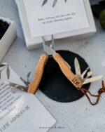🔧 Personalisiertes Multifunktions-Werkzeug mit Korkgriff – klappbares Taschenmesser mit Gravur – Bild 2