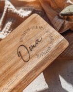 Servierbrett aus Akazienholz MAMA | OMA | ..  – auch mit Namen möglich