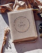 ORGANIZER - Die beste Zeit zu Reisen ist jetzt - sammle Erinnerungen | Personalisierung möglich | Dokumententasche für Familie & Urlaub