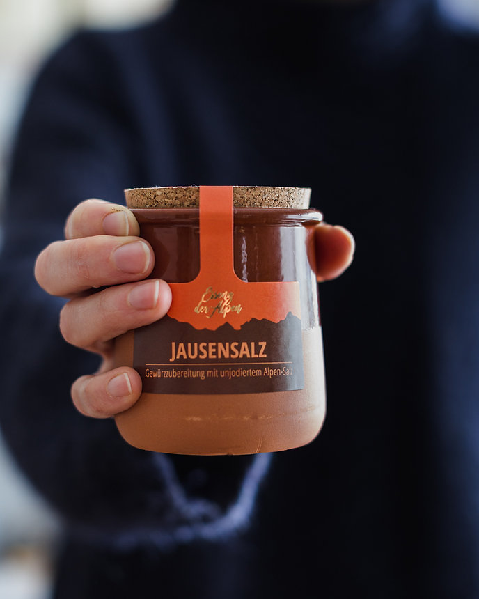 Jausensalz Jausen Salz in Keramiktopf - handgemacht in Tirol | Essende der Alpen – Bild 1
