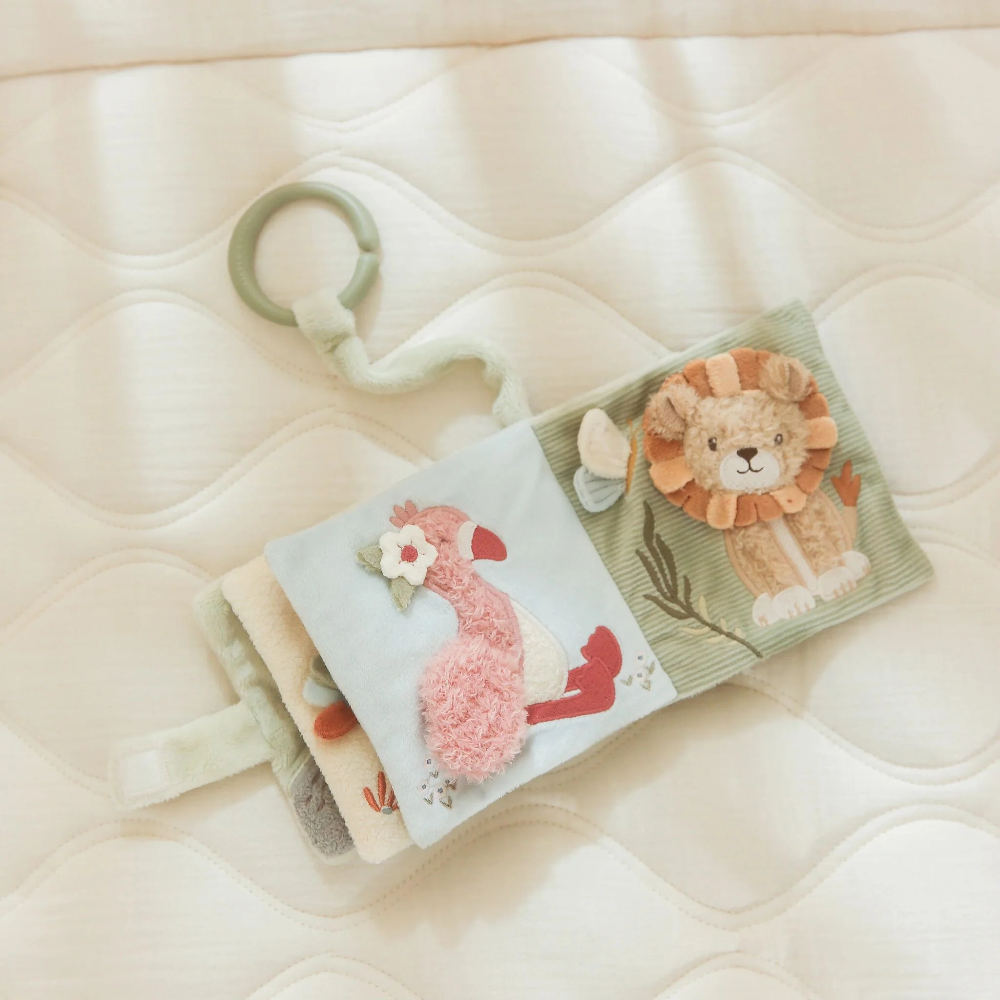 0036548_stroller-booklet-ld8319-2-shopify-square.jpg Buggybuch - SAFARI Friends – Bild 1