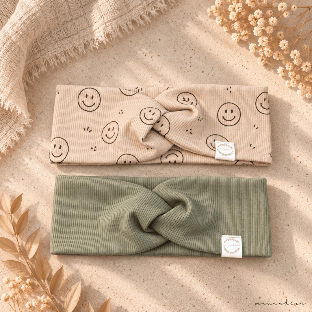 RIB Smiley Beige olive RIB - Smiley Beige | Olive - Handgemachte Stirnbänder, Twist & Scruncies – Accessoires für Babys, Kinder & Damen – Bild 1